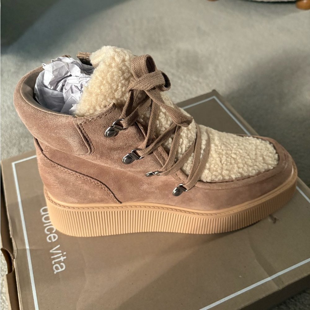 Dolce Vita Booties